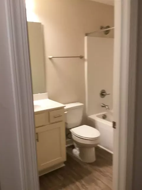 609 N Johnson St, Benson, NC 27504 photo 9