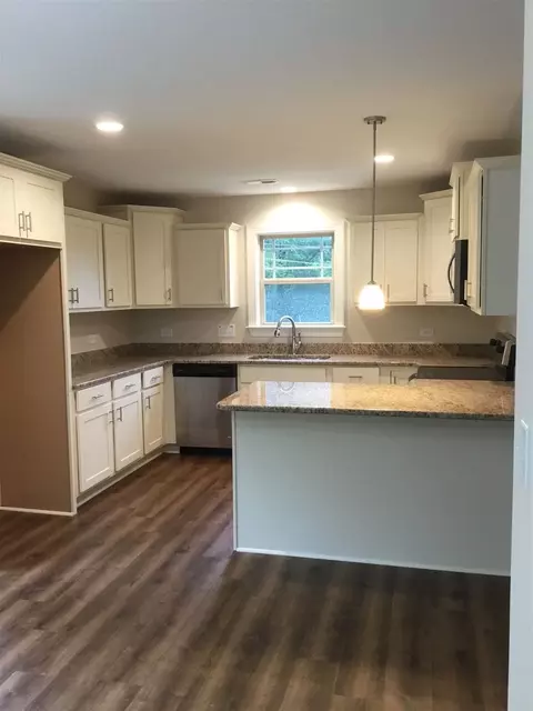 609 N Johnson St, Benson, NC 27504 photo 14