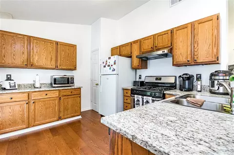 1304 Kendall Dr, Durham, NC 27703 photo 9