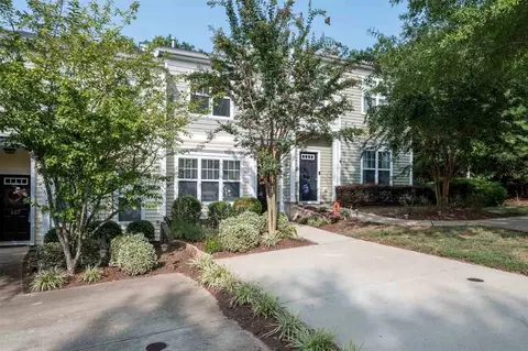 629 Elm Ave, Wake Forest, NC 27587 photo 2