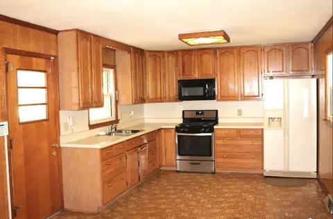 411 Gus Rd, Durham, NC 27703 photo 4