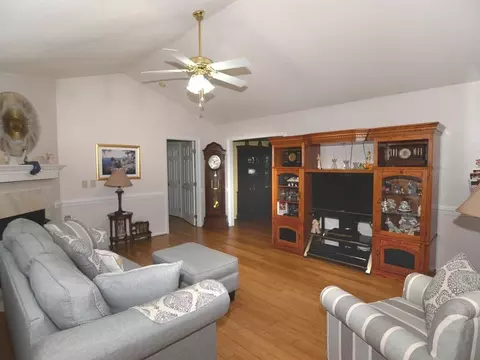 511 Alexander Ln, Smithfield, NC 27577 photo 6