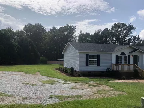 55 W Johnson Rd, Benson, NC 27504 photo 6