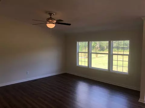 55 W Johnson Rd, Benson, NC 27504 photo 17