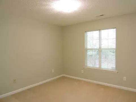 4238 Bluffs Ln, Durham, NC 27712 photo 17
