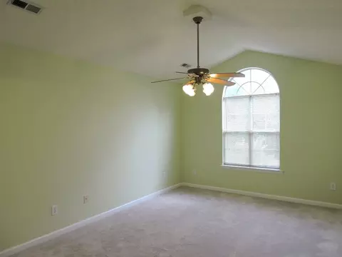 4238 Bluffs Ln, Durham, NC 27712 photo 14