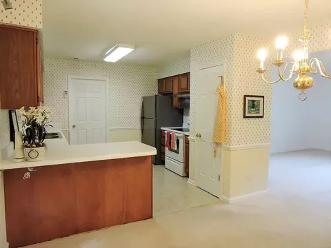 4238 Bluffs Ln, Durham, NC 27712 photo 8