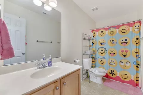 1709 Medallion Dr, Durham, NC 27704 photo 24