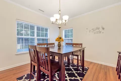 1709 Medallion Dr, Durham, NC 27704 photo 8