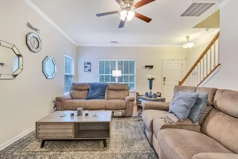 1709 Medallion Dr, Durham, NC 27704 photo 5