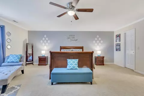 1709 Medallion Dr, Durham, NC 27704 photo 18