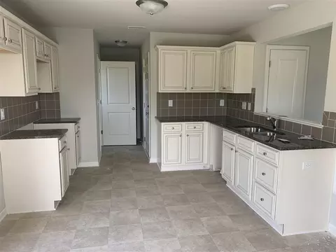 163 Cornfield Ln, Benson, NC 27504 photo 7