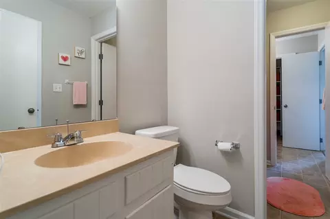 655 Bashford Rd, Raleigh, NC 27606 photo 16