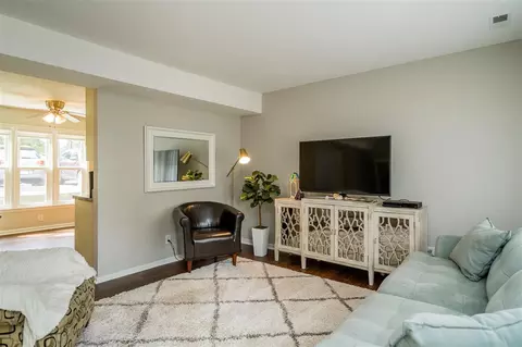 655 Bashford Rd, Raleigh, NC 27606 photo 3