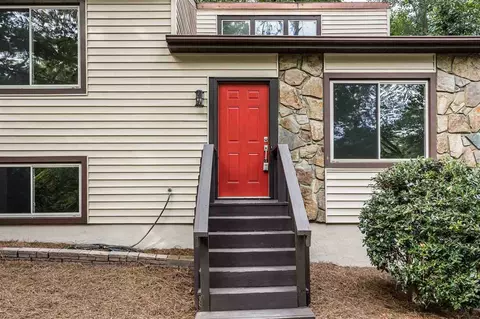 509 E Dynasty Dr, Cary, NC 27513 photo 3