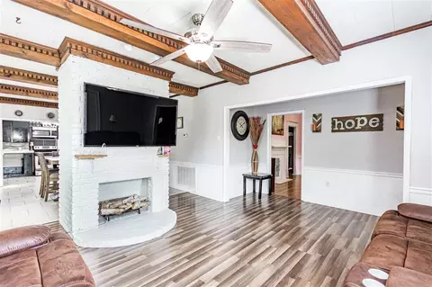 404 W F St, Erwin, NC 28339 photo 4