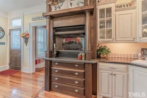 10038 N Chestnut St, Middlesex, NC 27557 photo 4