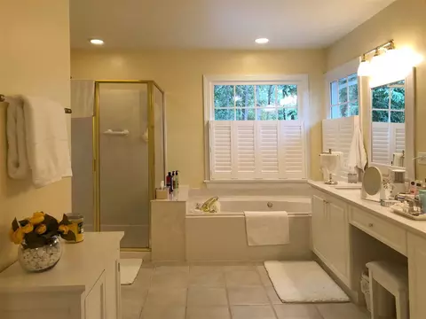 304 Wendover Ct, Durham, NC 27713 photo 17