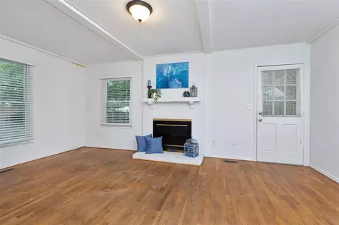 3404 Morningside Dr, Raleigh, NC 27607 photo 4