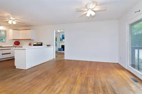 3404 Morningside Dr, Raleigh, NC 27607 photo 8