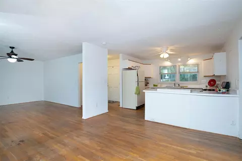 3404 Morningside Dr, Raleigh, NC 27607 photo 9