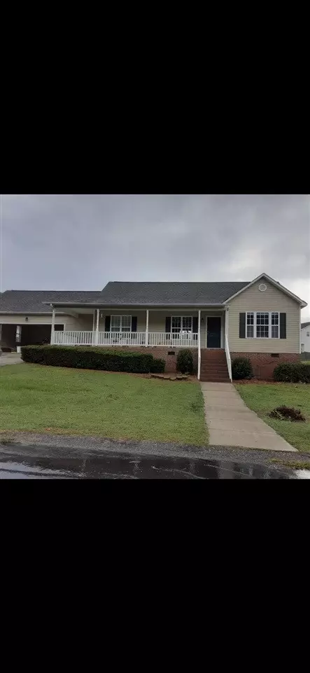 272 Cambridge Dr, Angier, NC 27501 photo 2