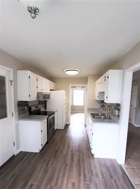 3336 Castlegate Dr, Raleigh, NC 27616 photo 5