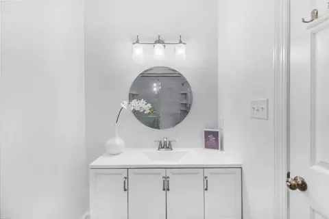 207 Danforth Dr, Cary, NC 27511 photo 9