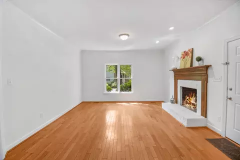 207 Danforth Dr, Cary, NC 27511 photo 4