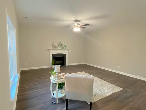 383 Fallingbrook Dr, Kenly, NC 27542 photo 9