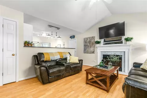 858 N Taylor St, Wake Forest, NC 27587 photo 4