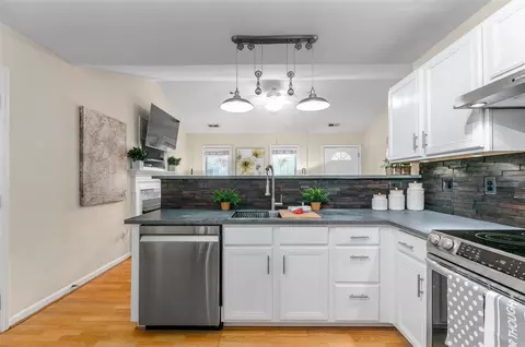 858 N Taylor St, Wake Forest, NC 27587 photo 9