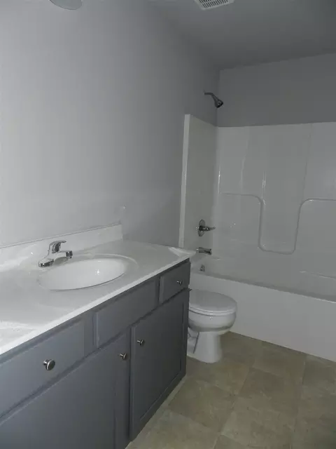 138 Mill Stream Dr, Selma, NC 27576 photo 11