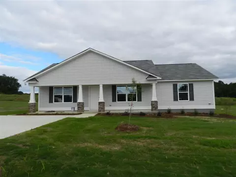 138 Mill Stream Dr, Selma, NC 27576 photo 1