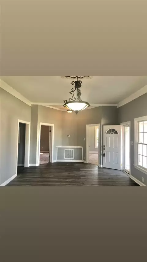 403 W J St, Erwin, NC 28339 photo 2