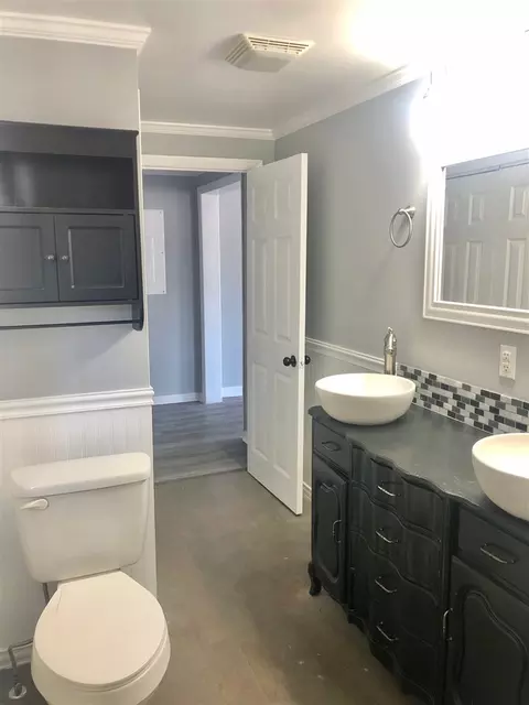 403 W J St, Erwin, NC 28339 photo 15