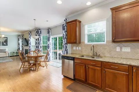 15 Alyea Ct, Durham, NC 27703 photo 3