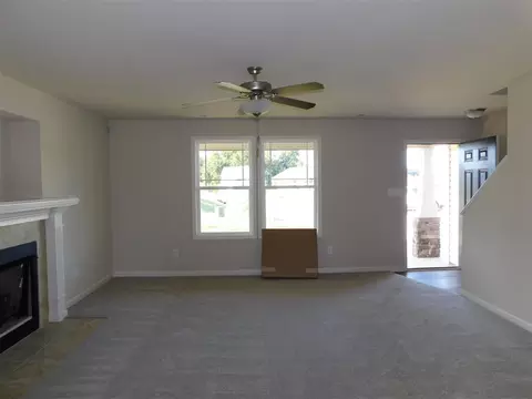 220 Mill Stream Dr, Selma, NC 27576 photo 3