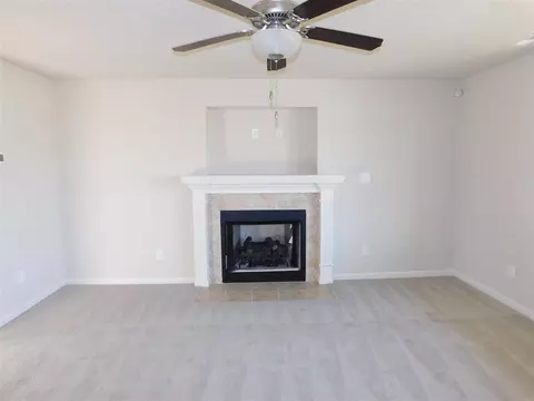 220 Mill Stream Dr, Selma, NC 27576 photo 4