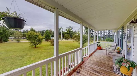 751 Byrd Rd, Selma, NC 27576 photo 3