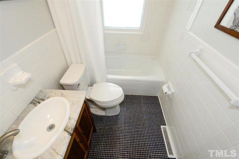 1104 W Murray Ave, Durham, NC 27704 photo 7