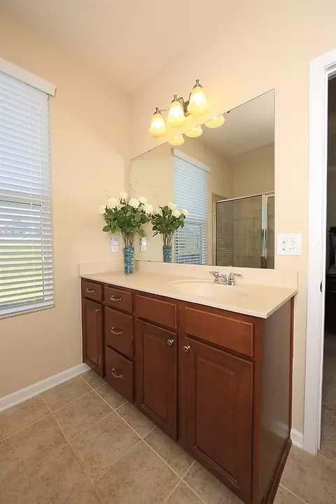 121 Glenview Ln, Durham, NC 27703 photo 17
