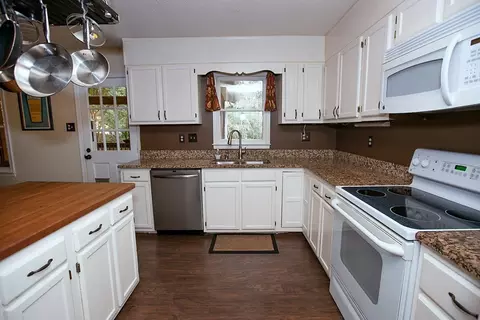 4909 Derbyshire Pl, Durham, NC 27713 photo 5