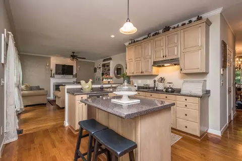 100 Royce Dr, Cary, NC 27518 photo 9