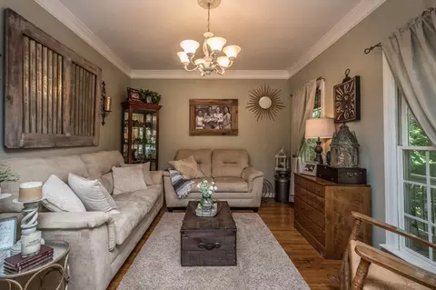 100 Royce Dr, Cary, NC 27518 photo 4
