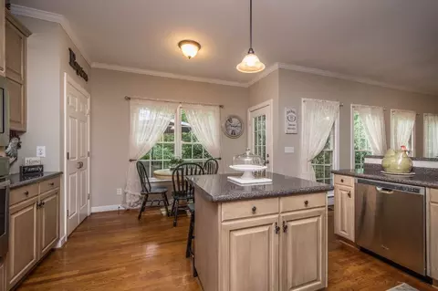 100 Royce Dr, Cary, NC 27518 photo 11