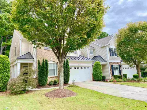 6026 Mcdevon Dr, Raleigh, NC 27617 photo 3