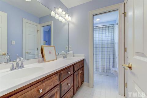 301 Bathgate Ln, Cary, NC 27513 photo 21