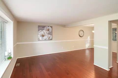 309 Electra Dr, Cary, NC 27513 photo 2