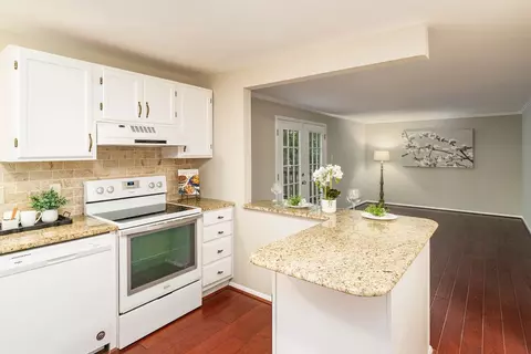 309 Electra Dr, Cary, NC 27513 photo 4